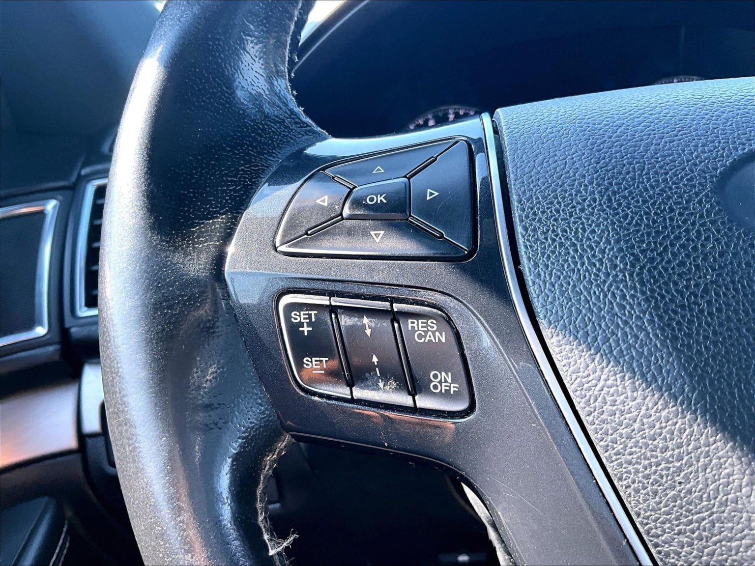 2019 Ford Explorer Platinum - Photo 18