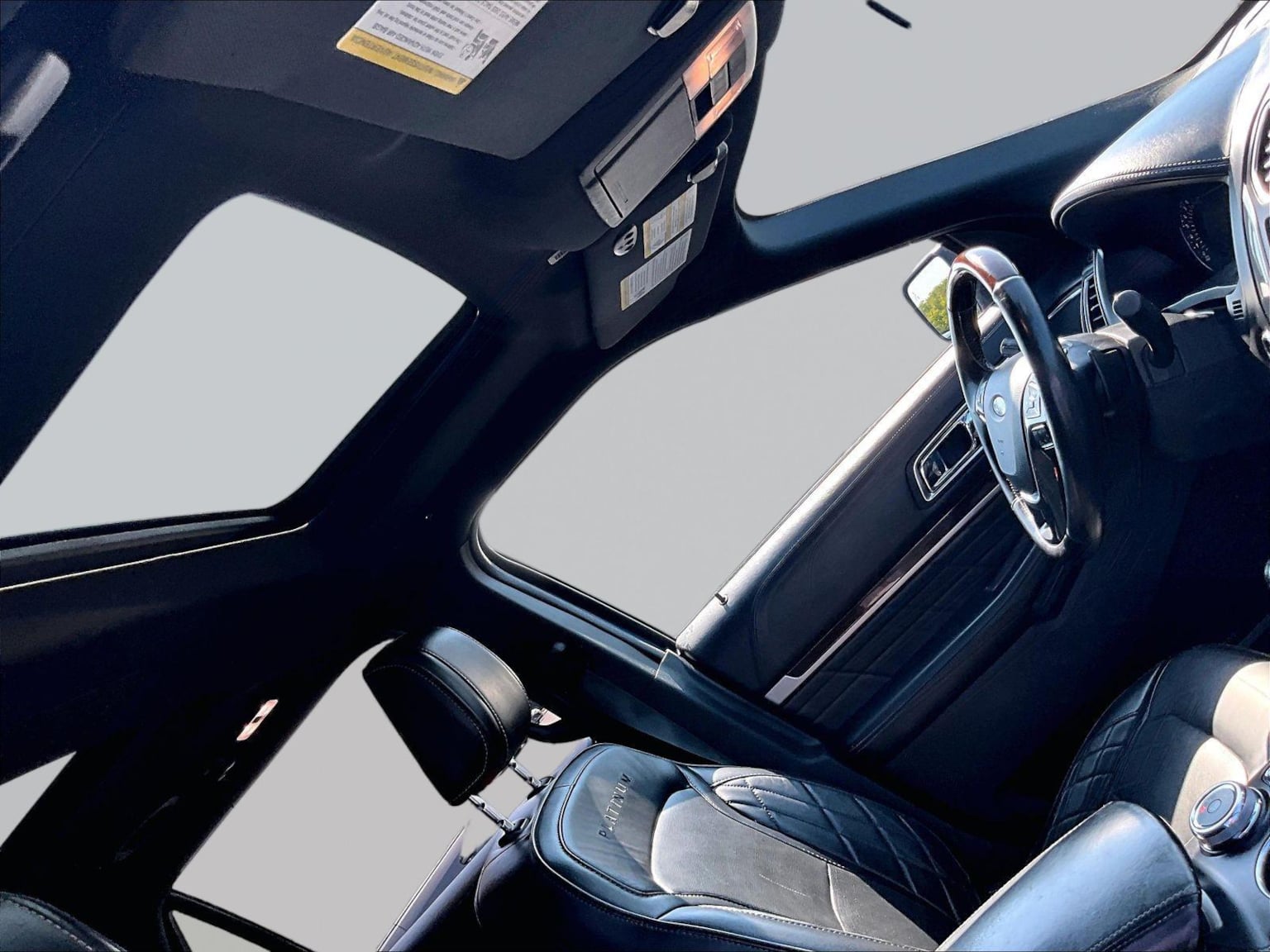 2019 Ford Explorer Platinum - Photo 22