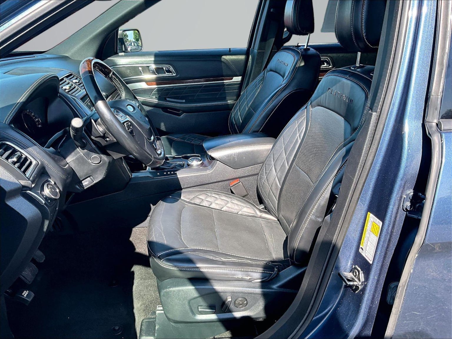 2019 Ford Explorer Platinum - Photo 25