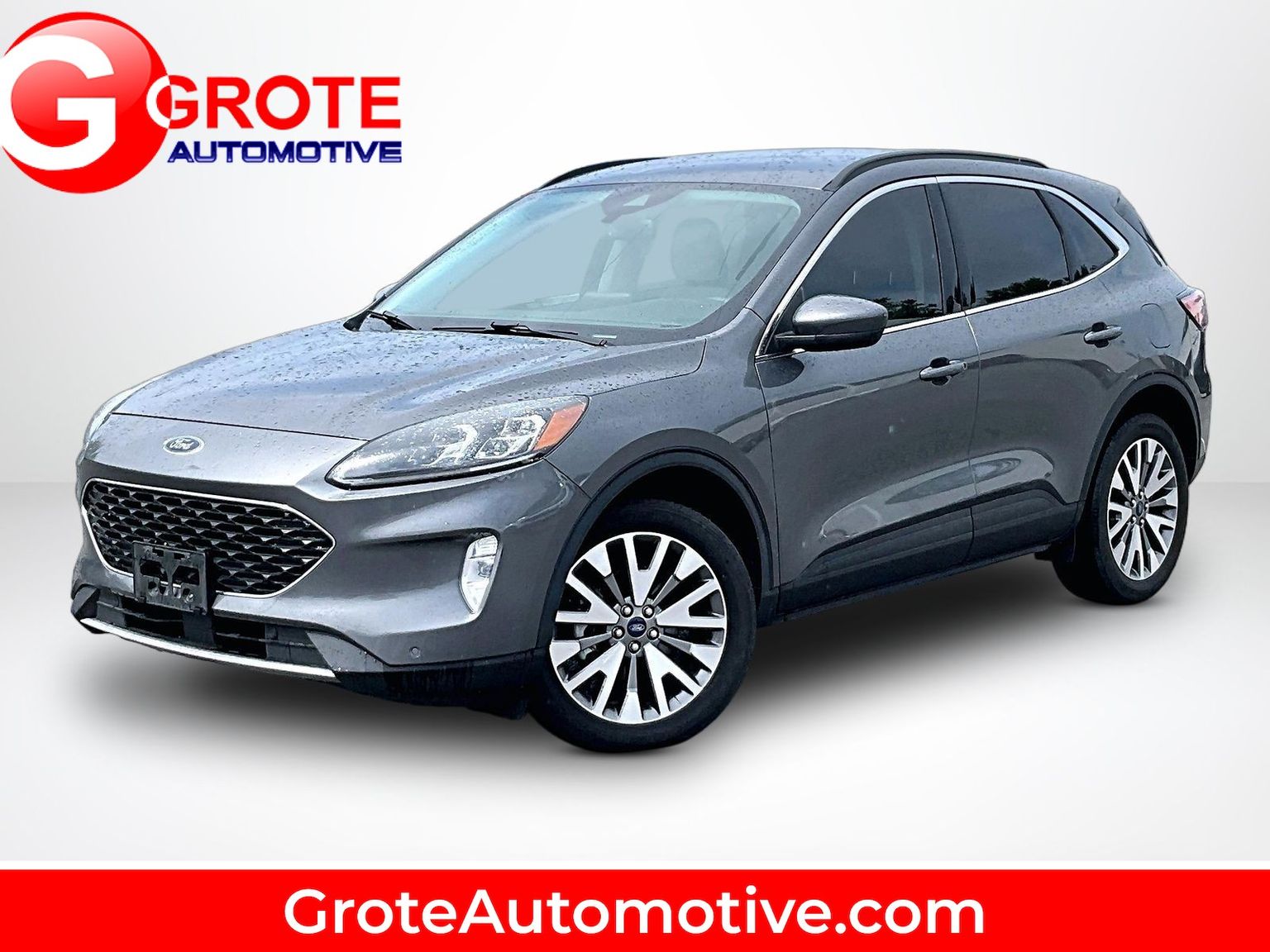 2022 Ford Escape Titanium Hybrid