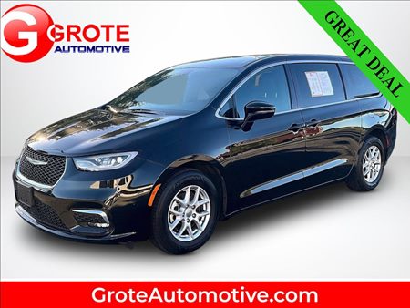 2025 Chrysler Pacifica Select