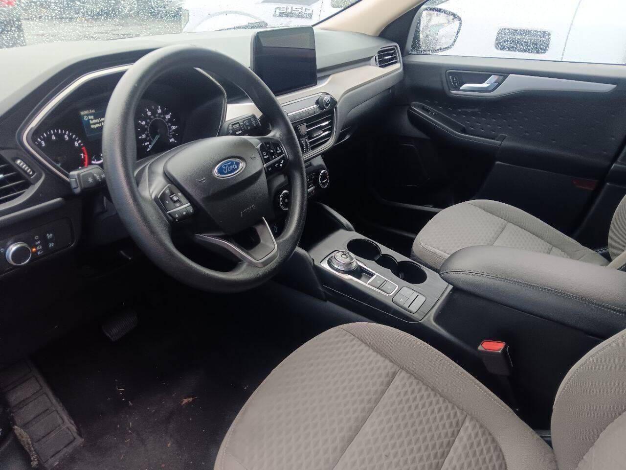 2020 Ford Escape SE - Photo 6