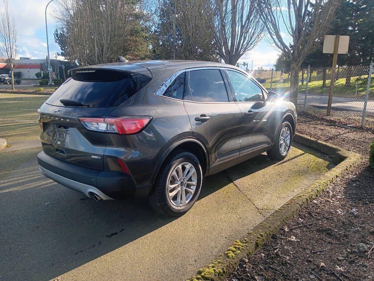 2020 Ford Escape SE - Photo 14