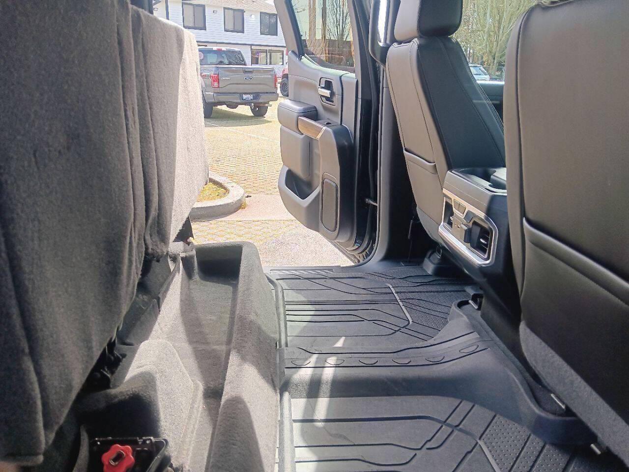 2019 Chevrolet Silverado 1500 High Country - Photo 22