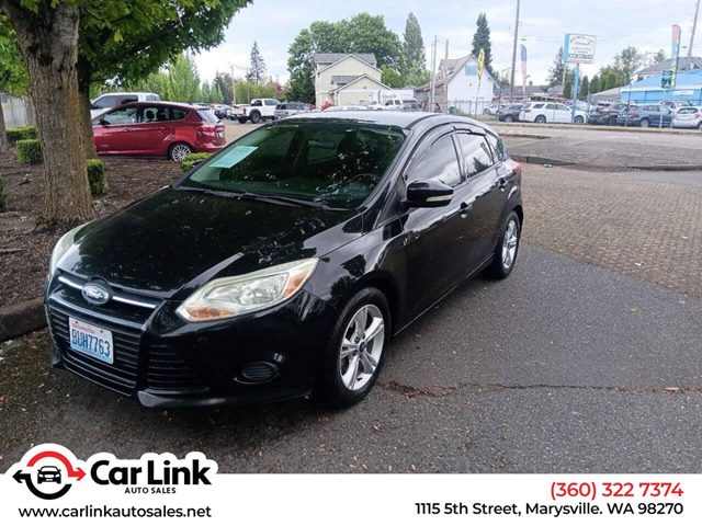 Tuxedo Black Metallic 2013 Ford Focus SE Hatchback Hatchback Front-Wheel Drive Automatic