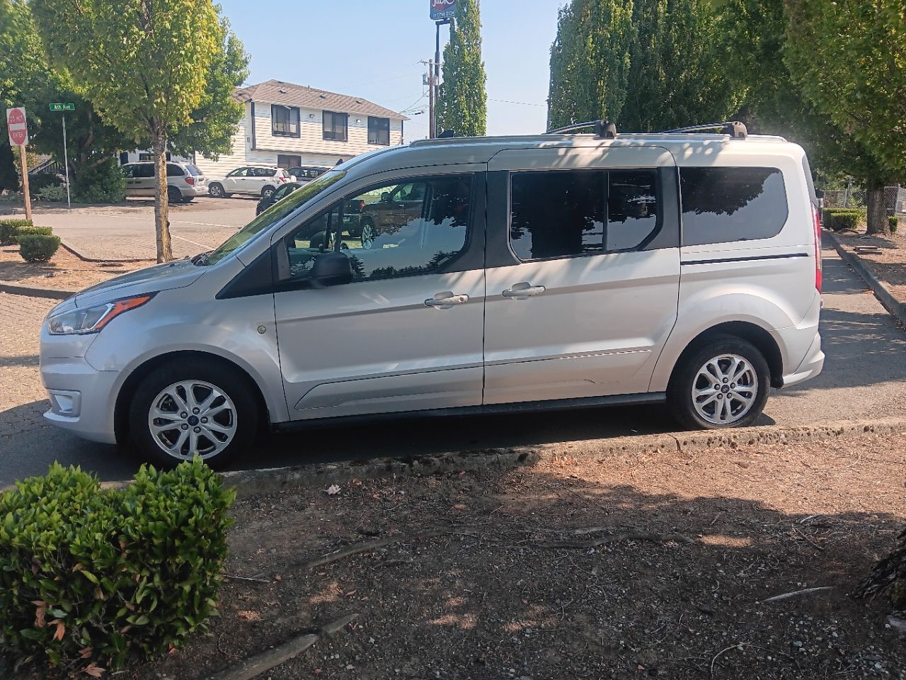 Silver 2019 Ford Transit Connect Van Front-Wheel Drive Automatic