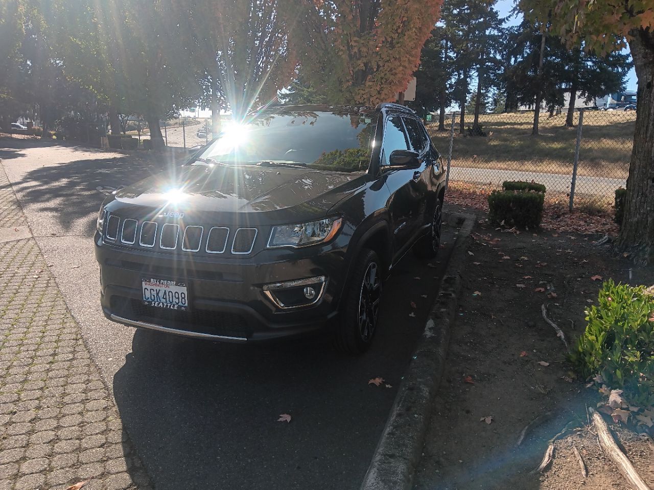 Photo 2 of this Jeep Compass