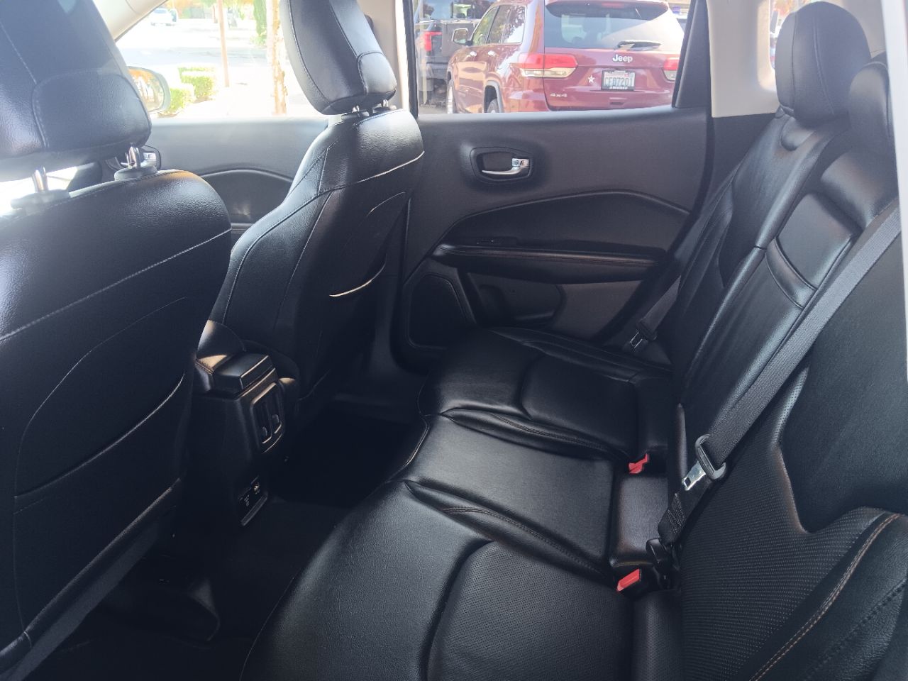 Photo 8 of this Jeep Compass