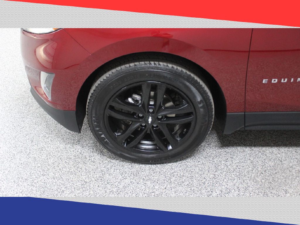 2021 Chevrolet Equinox LT photo 2