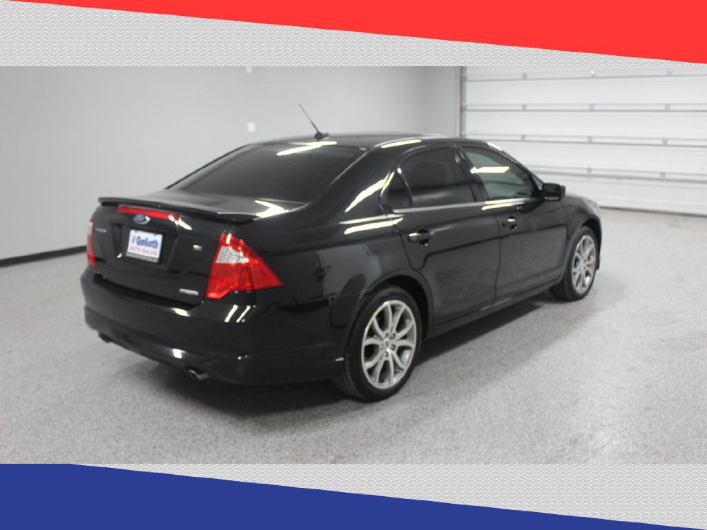 2012 Ford Fusion SE photo 4