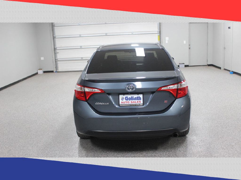 2015 Toyota Corolla S photo 4