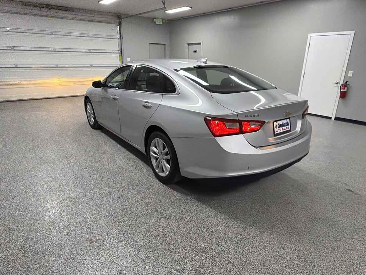 2018 Chevrolet Malibu 1LT - Photo 5