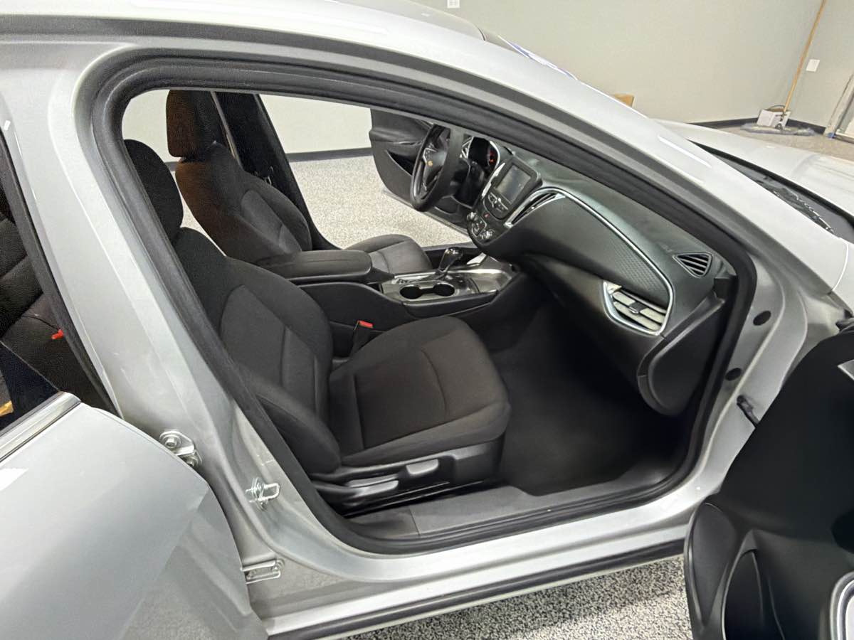 2018 Chevrolet Malibu 1LT - Photo 26
