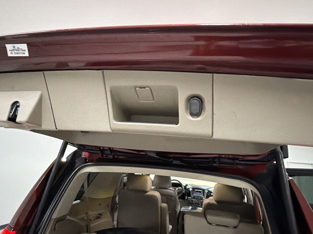 2016 Chevrolet Tahoe LTZ - Photo 32