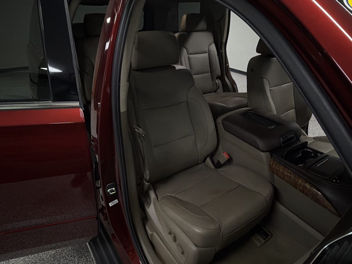 2016 Chevrolet Tahoe LTZ - Photo 36
