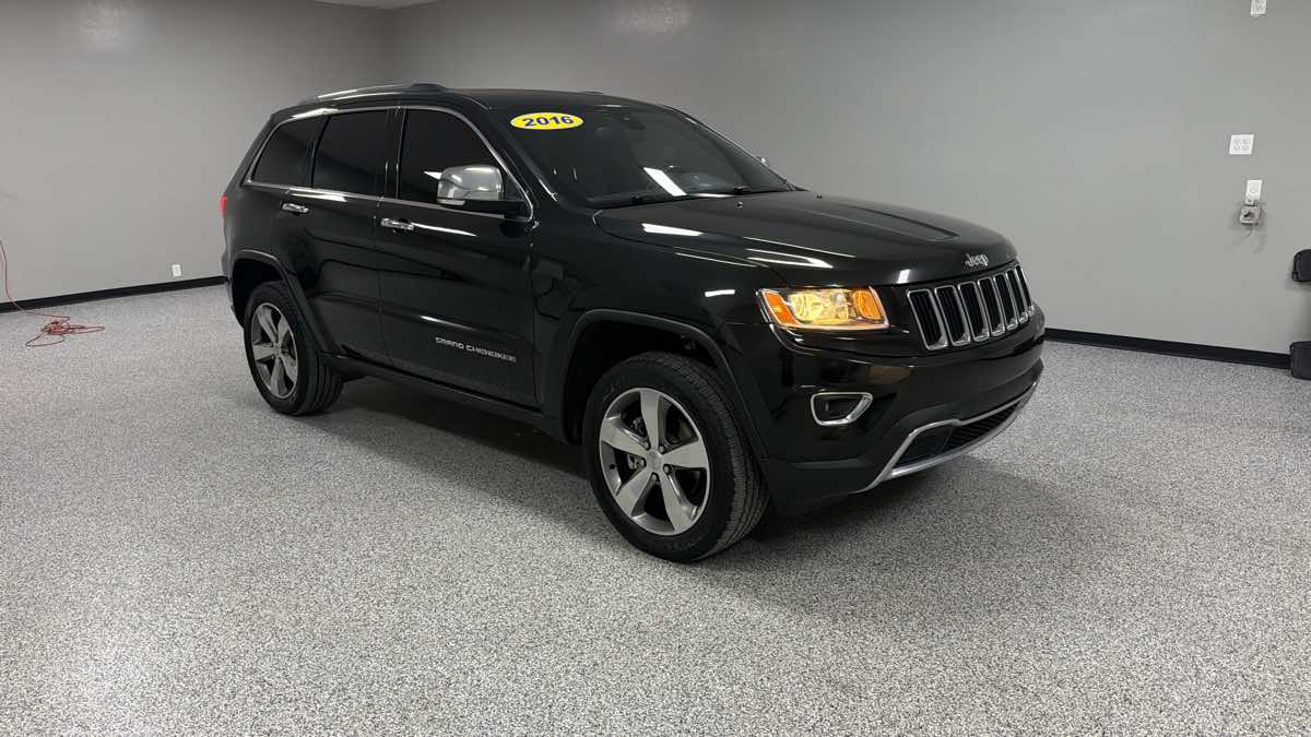 Jeep Grand Cherokee photo 2