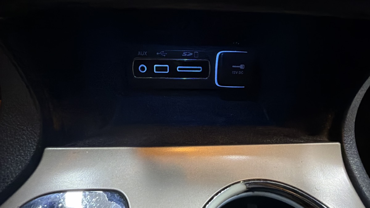 Jeep Grand Cherokee photo 24