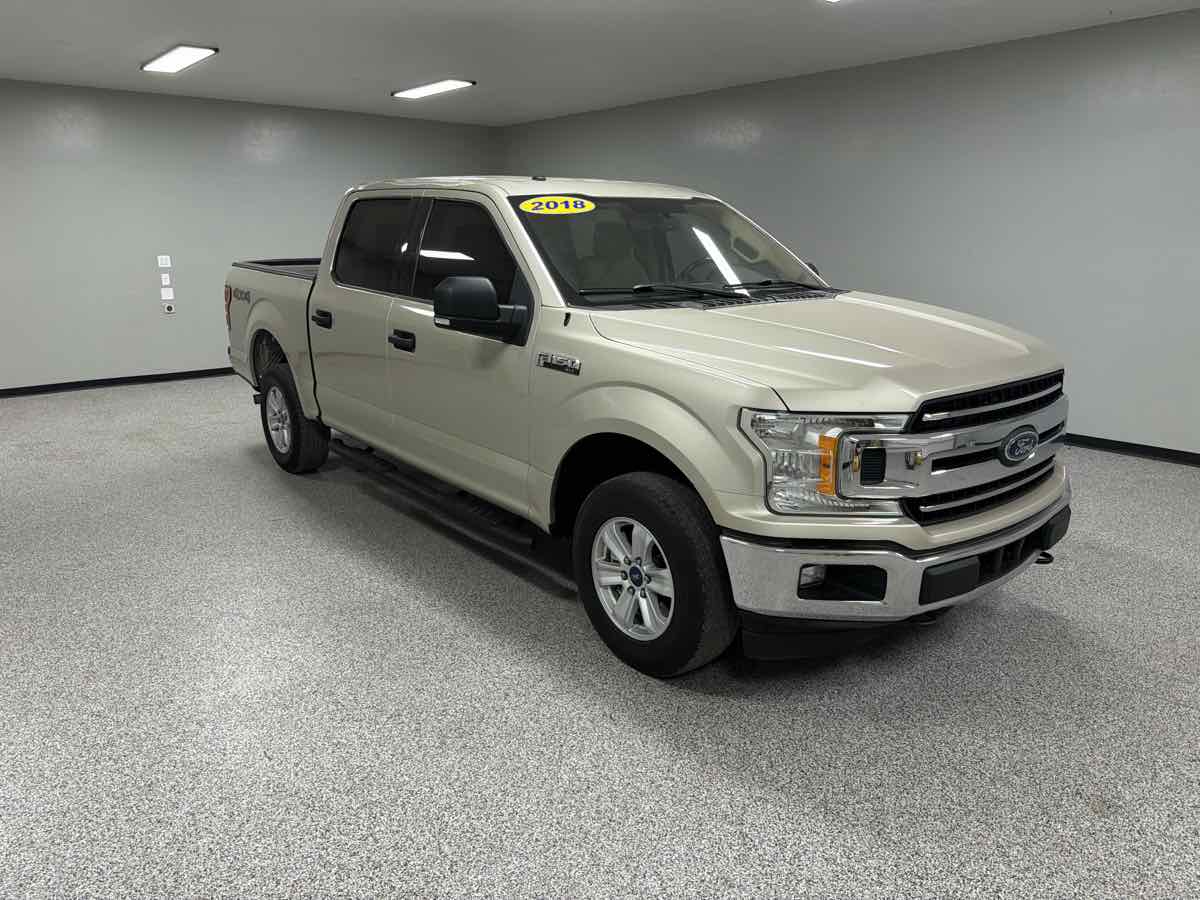 Ford F-150 photo 2