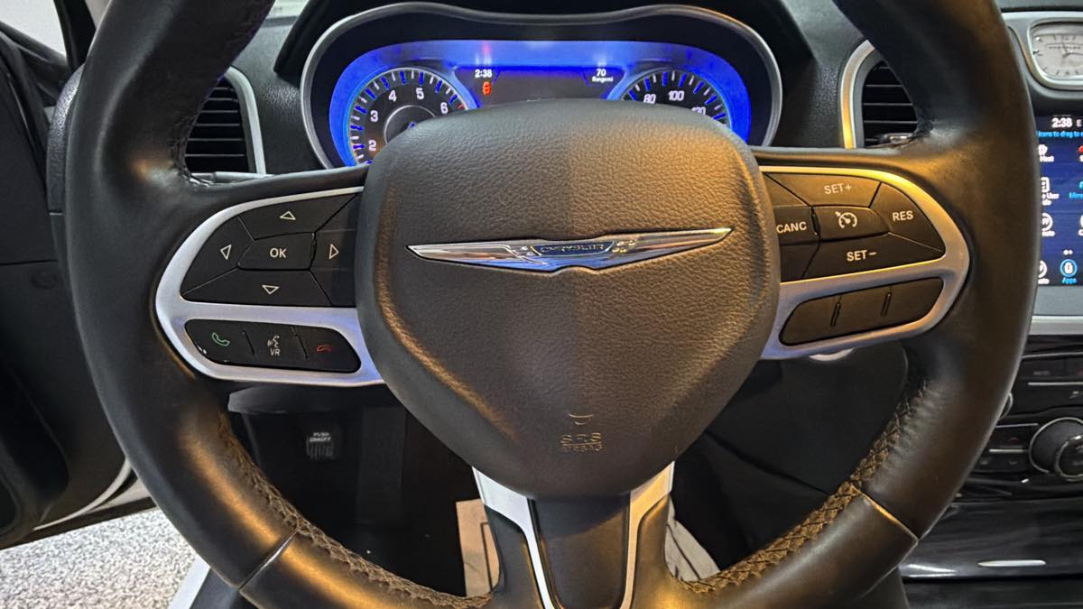 Photo 15 of this Chrysler 300