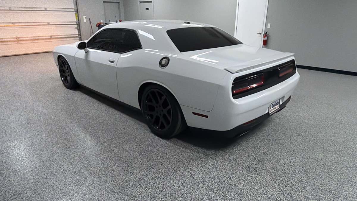 Dodge Challenger photo 5
