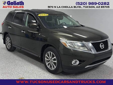 2015 Nissan Pathfinder SV