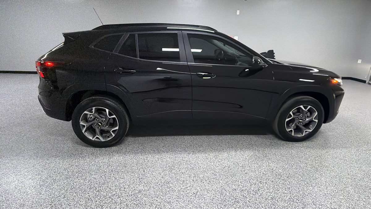 Chevrolet Trax photo 3