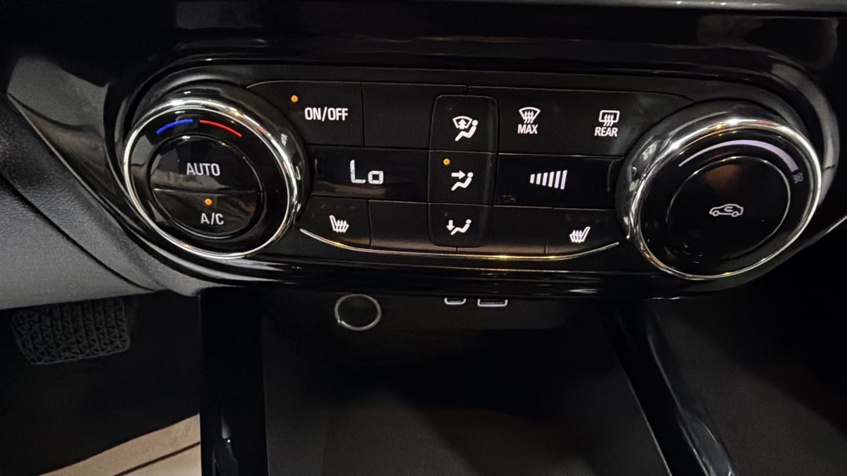 Chevrolet Trax photo 21