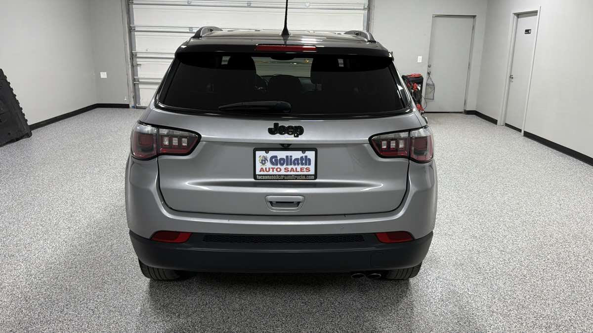 Jeep Compass photo 5