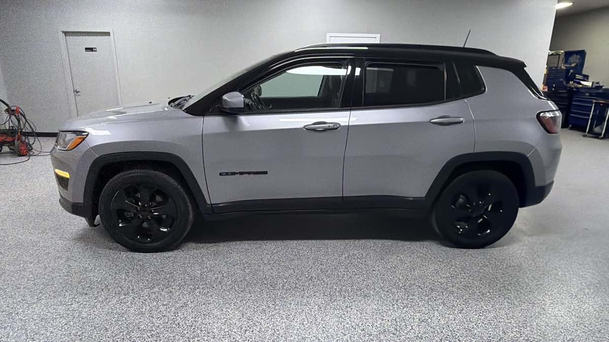 Jeep Compass photo 7
