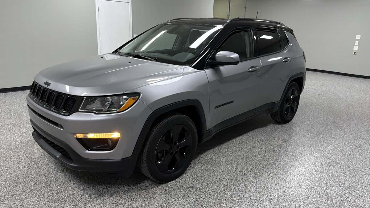 Jeep Compass photo 8