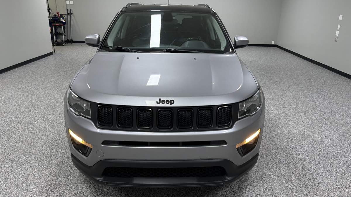 Jeep Compass photo 9