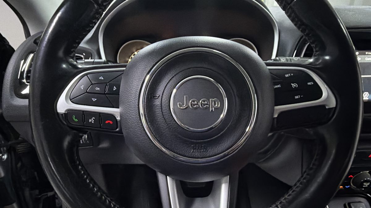 Jeep Compass photo 17
