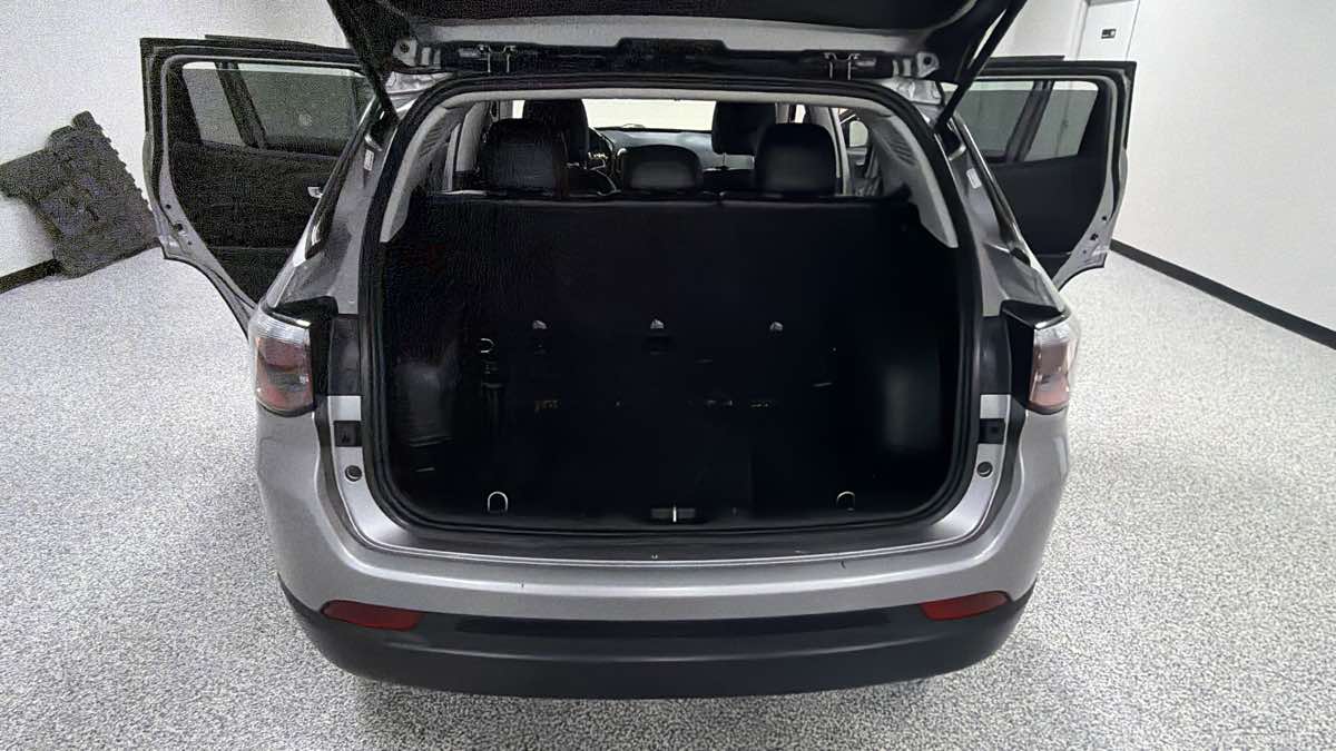 Jeep Compass photo 26