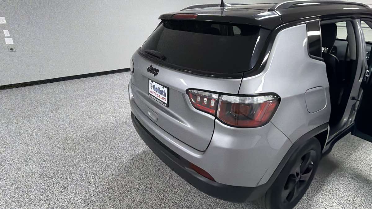 Jeep Compass photo 27