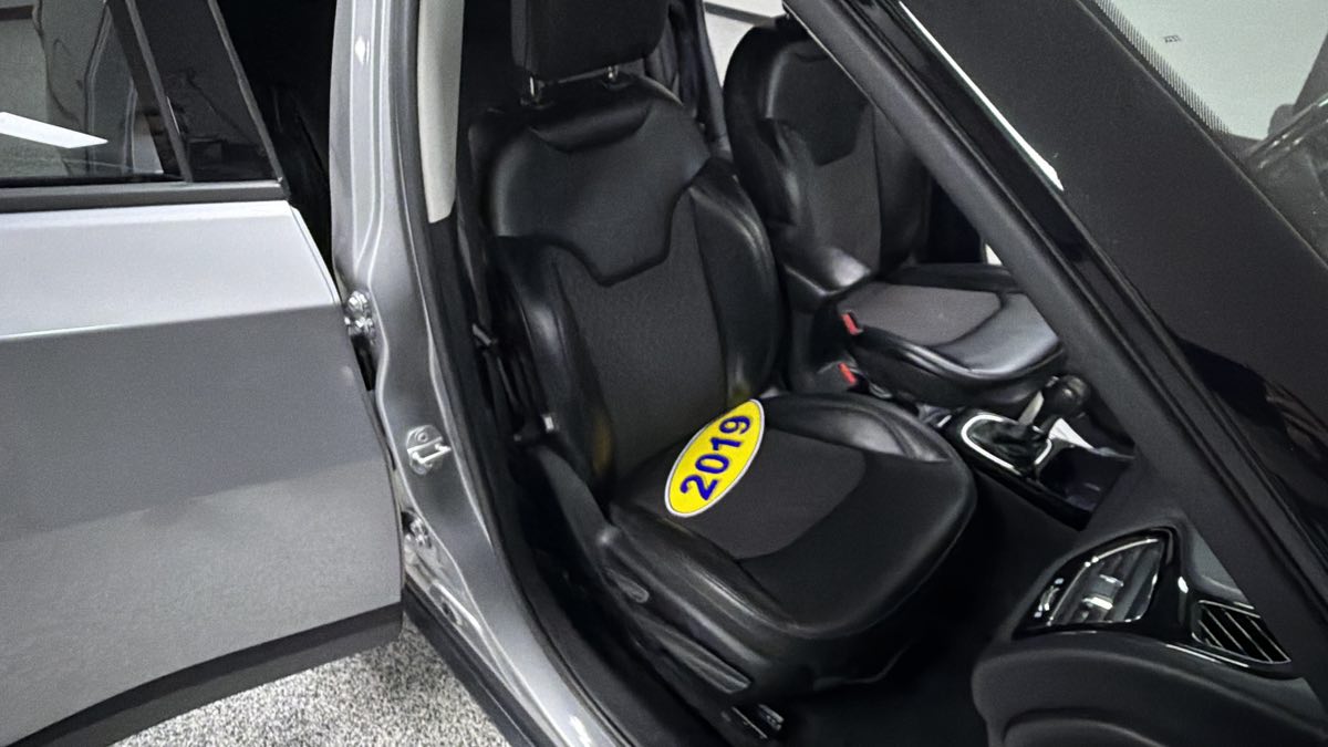 Jeep Compass photo 30