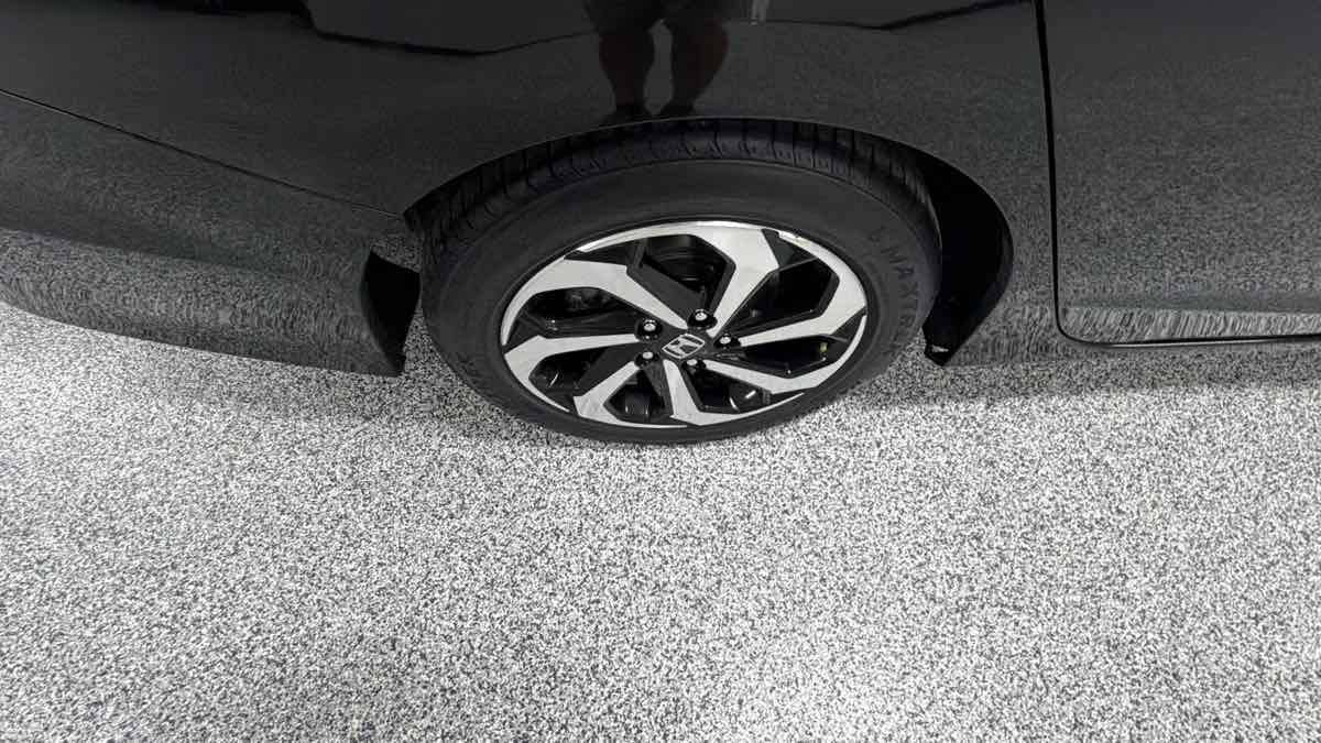 Honda Accord photo 42