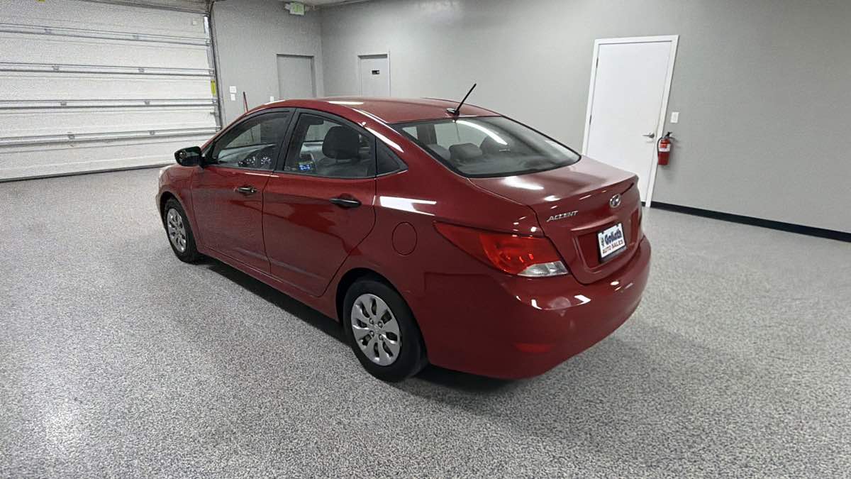 Hyundai Accent photo 6
