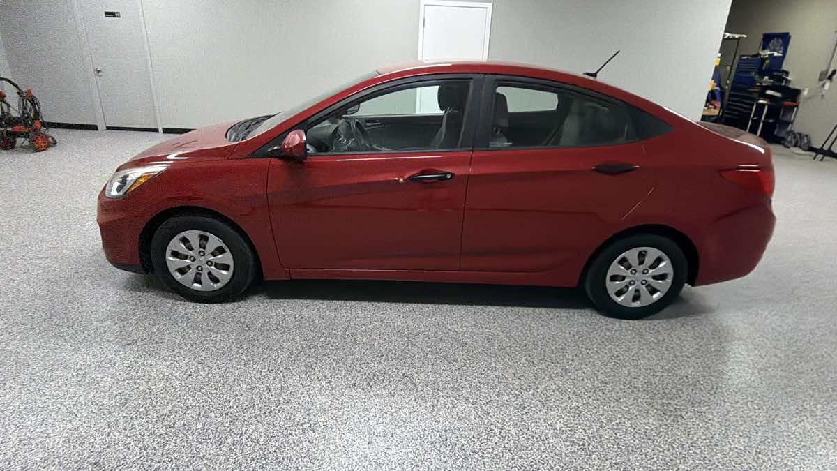 Hyundai Accent photo 7