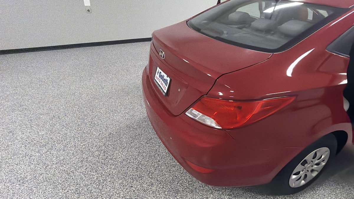 Hyundai Accent photo 21