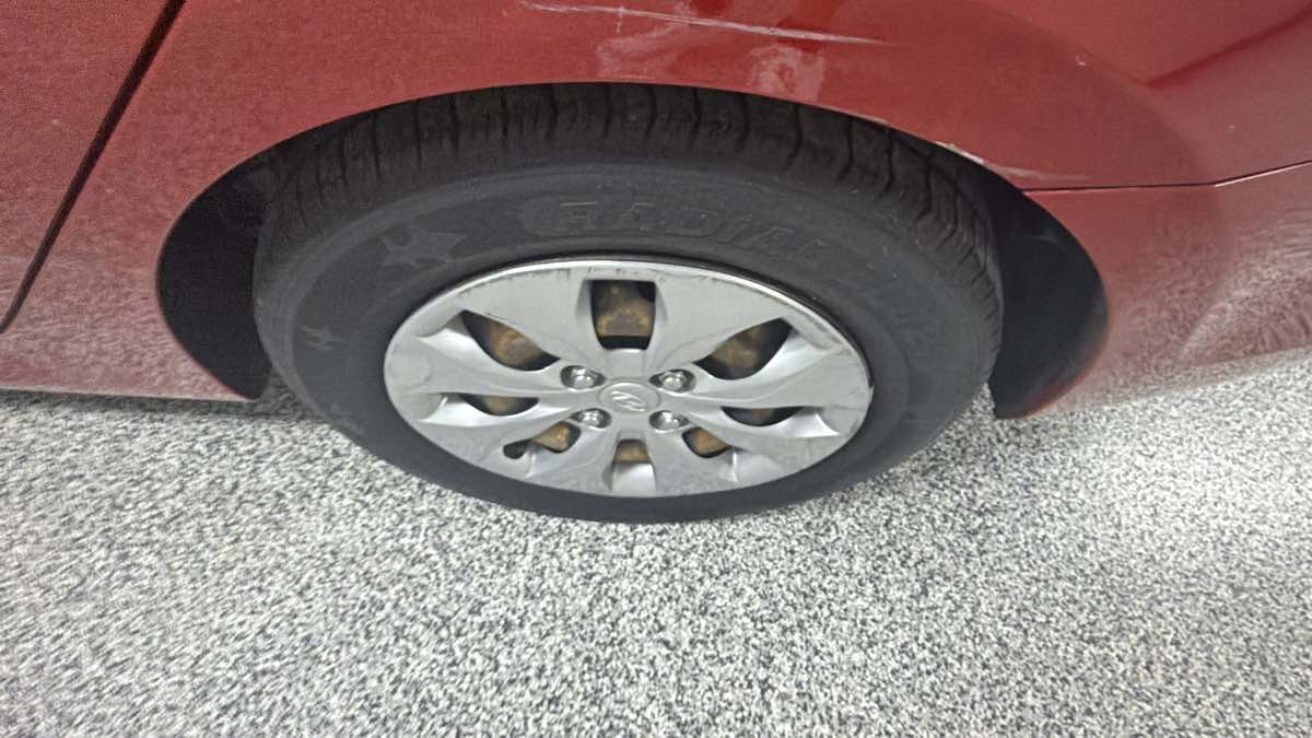 Hyundai Accent photo 38