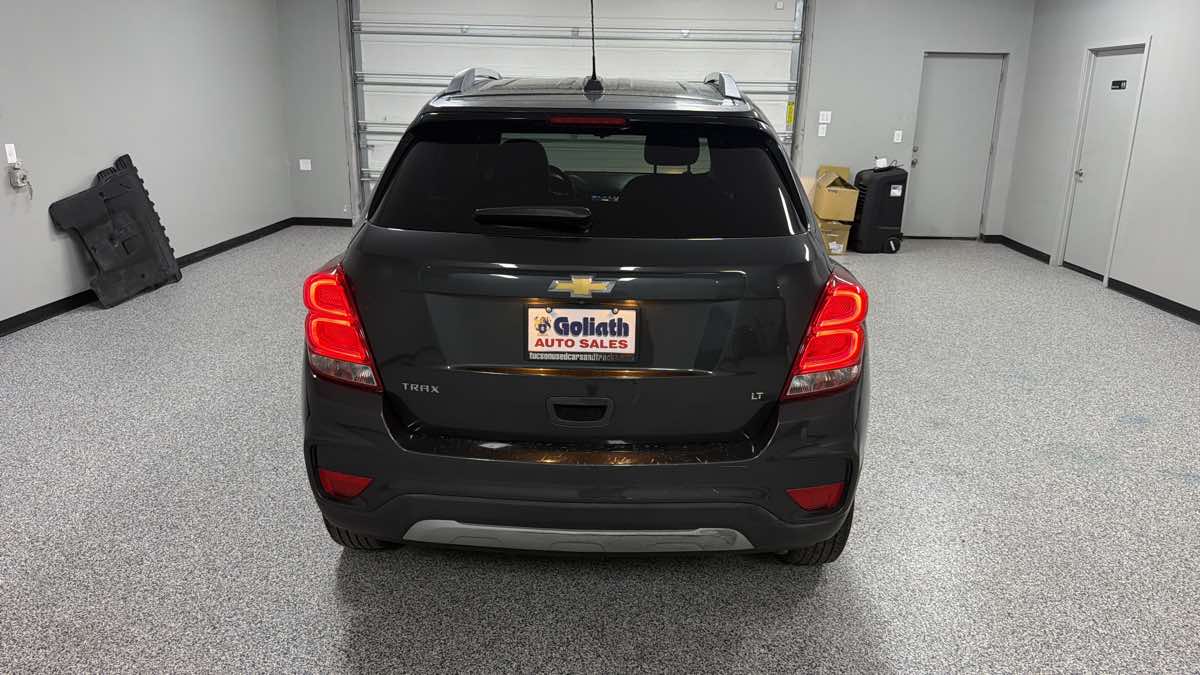 Photo 4 of this Chevrolet Trax