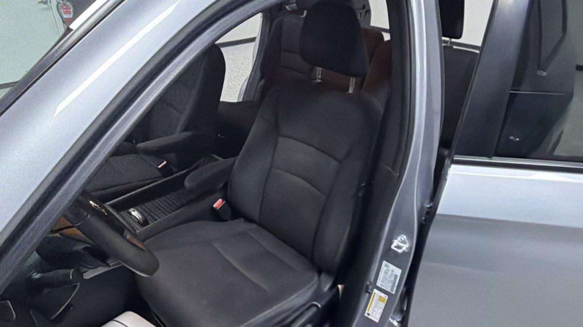 Honda Passport photo 13