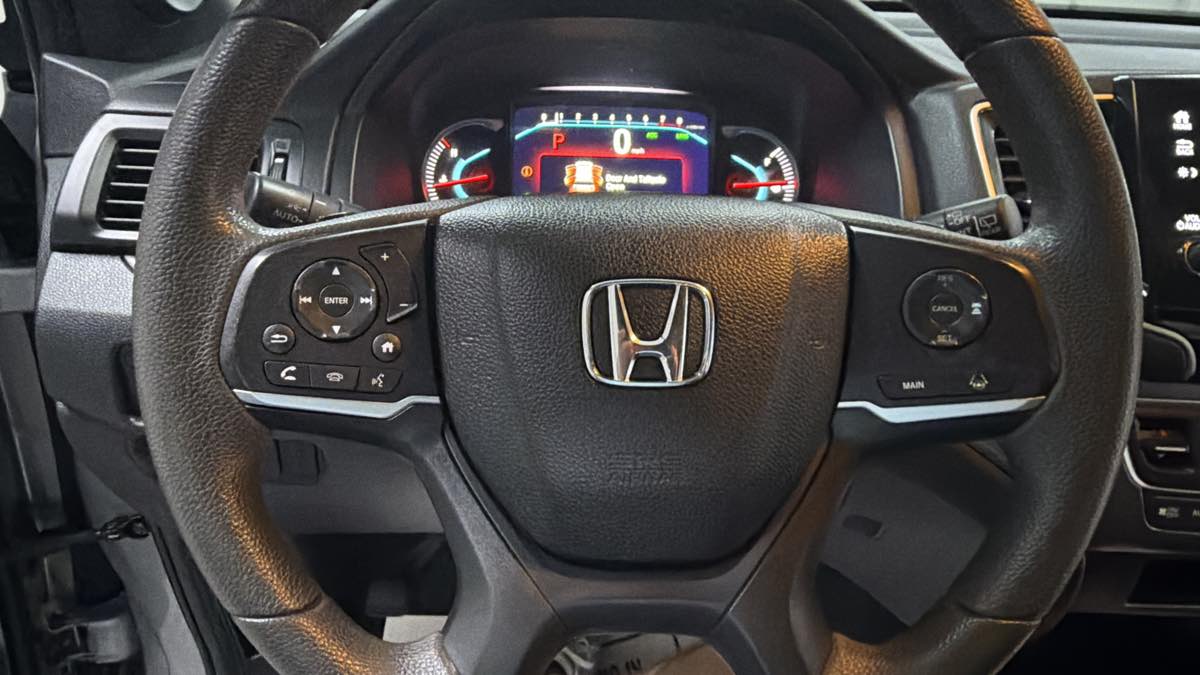 Honda Passport photo 16