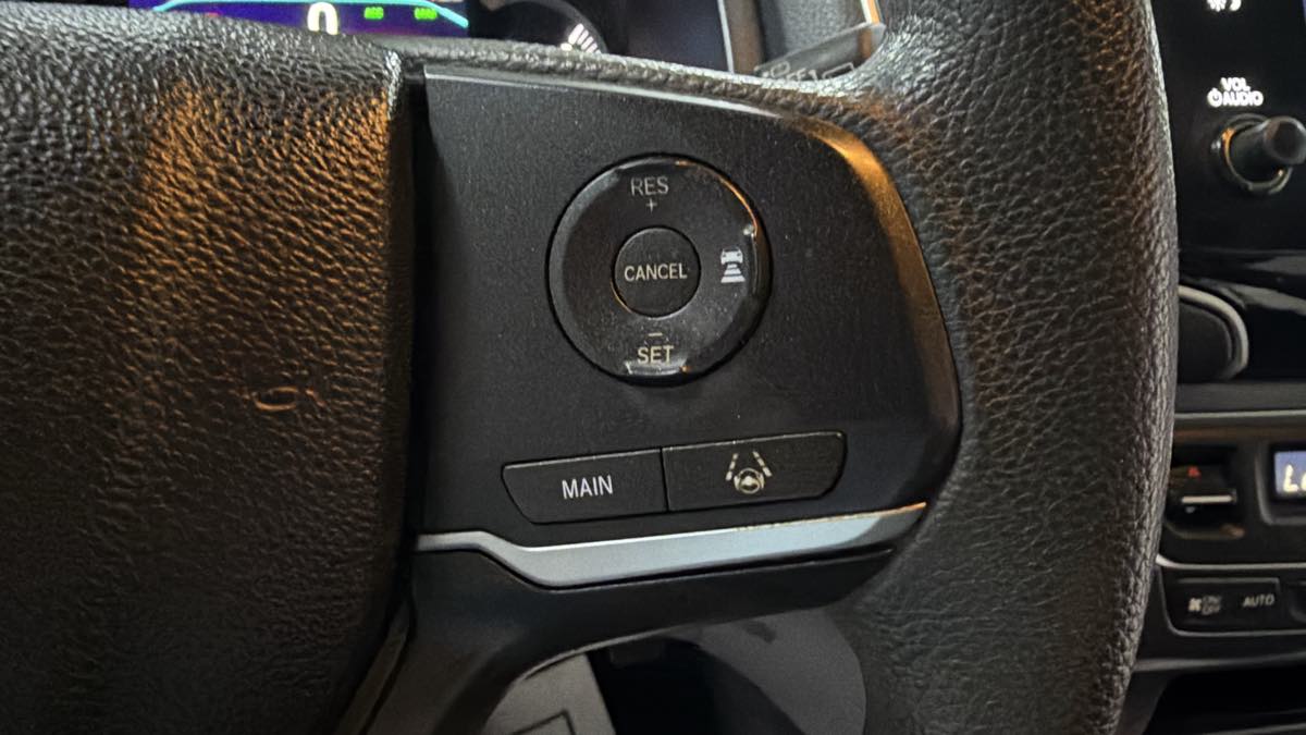 Honda Passport photo 18