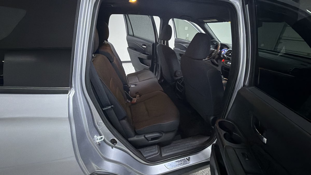 Honda Passport photo 27