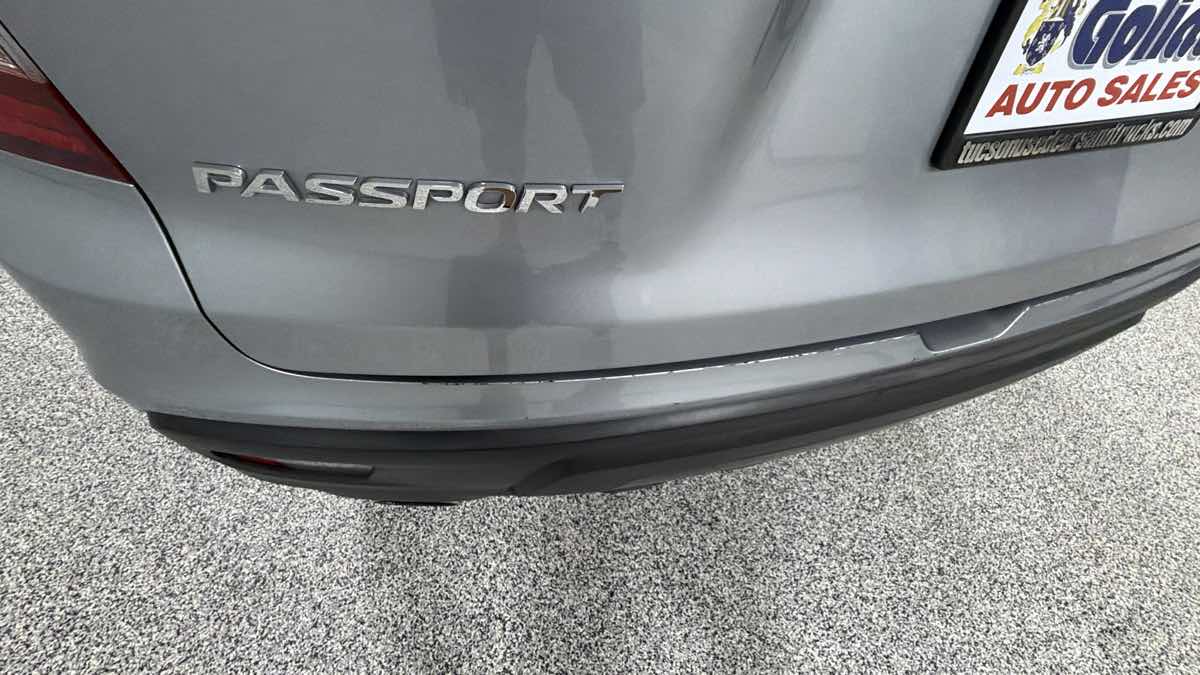 Honda Passport photo 33