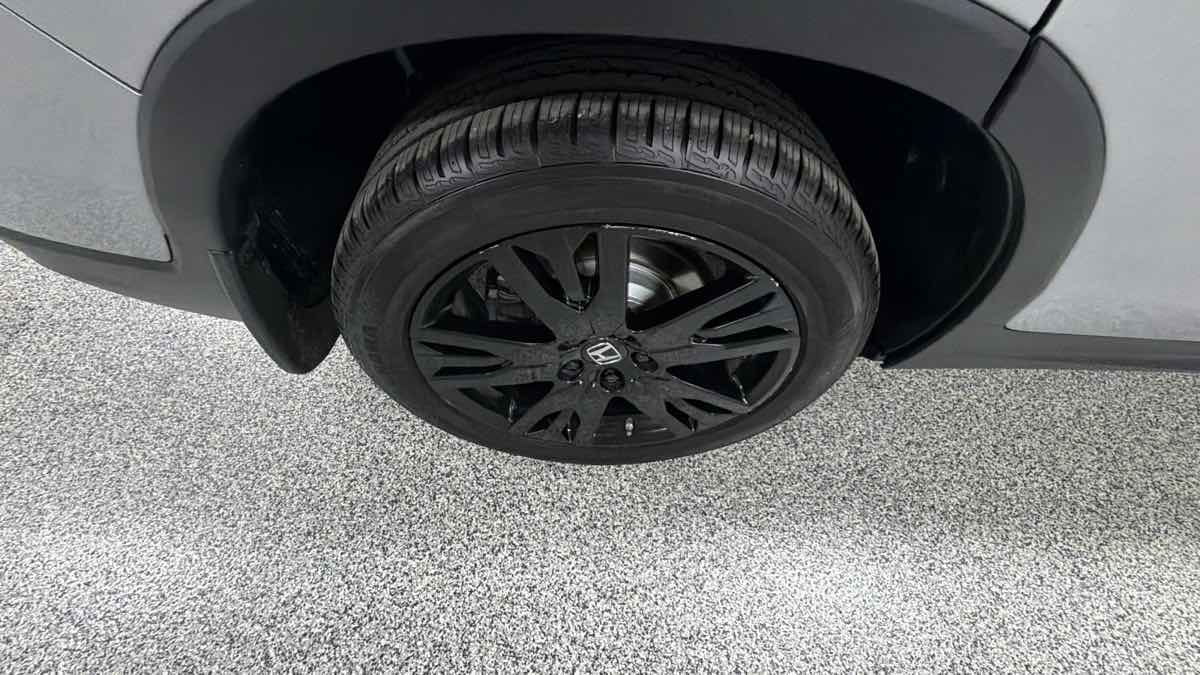 Honda Passport photo 35