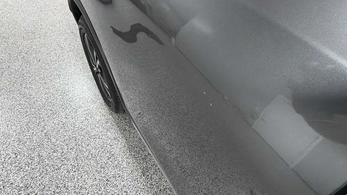 Photo 34 of this Nissan Rogue