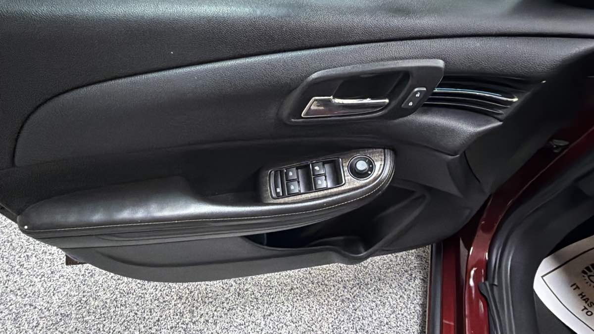 Photo 13 of this Chevrolet Malibu
