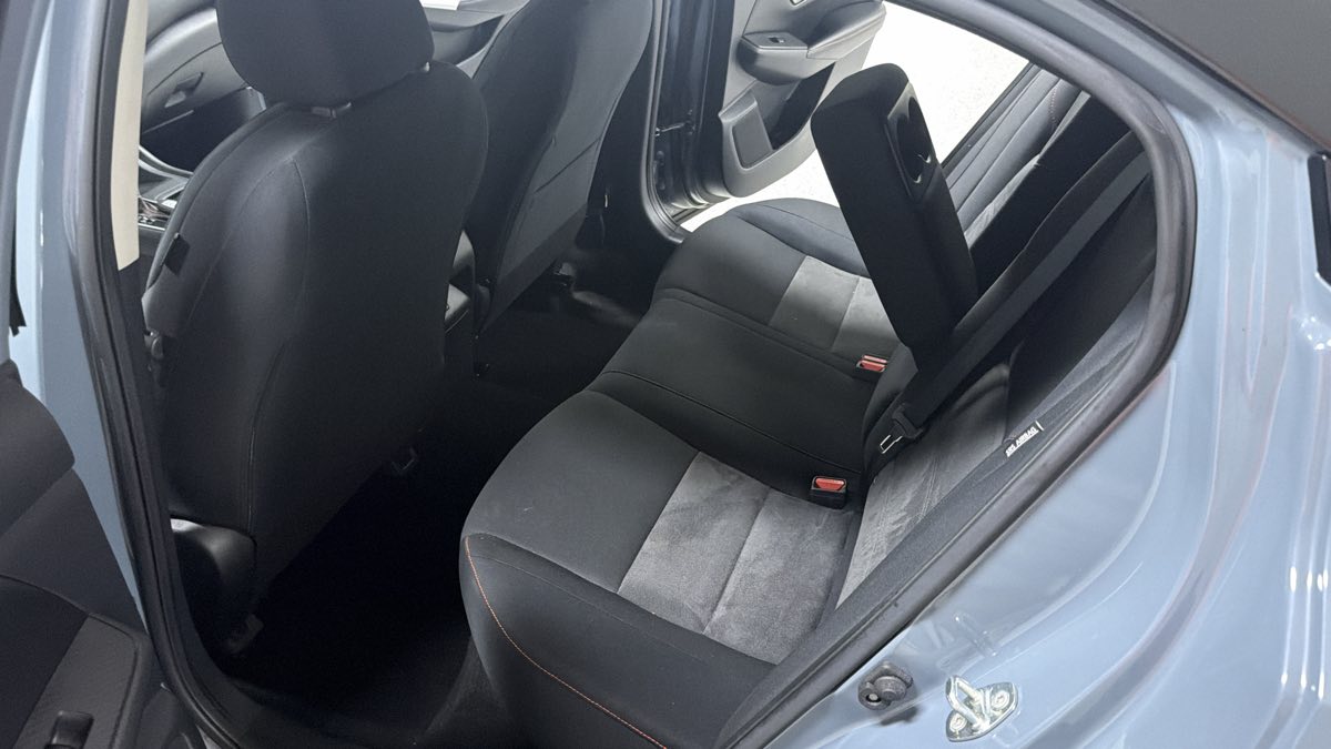 Photo 21 of this Nissan Sentra